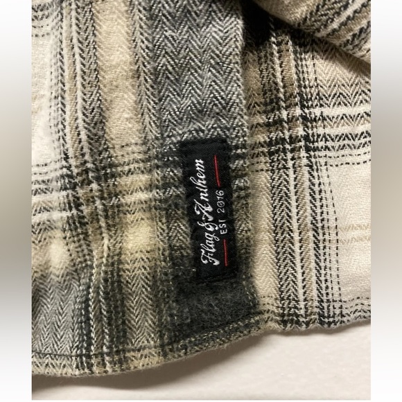 Flag & Anthem Mens Flannel Plaid Shirt Button Up Medium Cream White Black - Picture 6 of 12